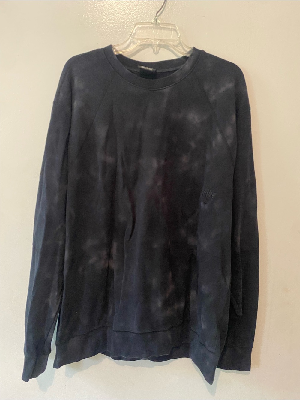 Nike Men’s Black Tie-Dye Crewneck Sweatshirt - Subtle Washed Look